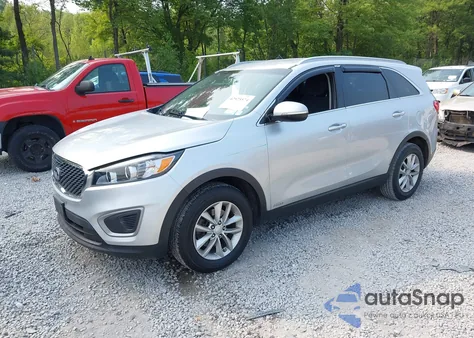 2016 Kia Sorento 2.4L Lx из США, поврежденный, VIN 5XYPGDA31GG049299